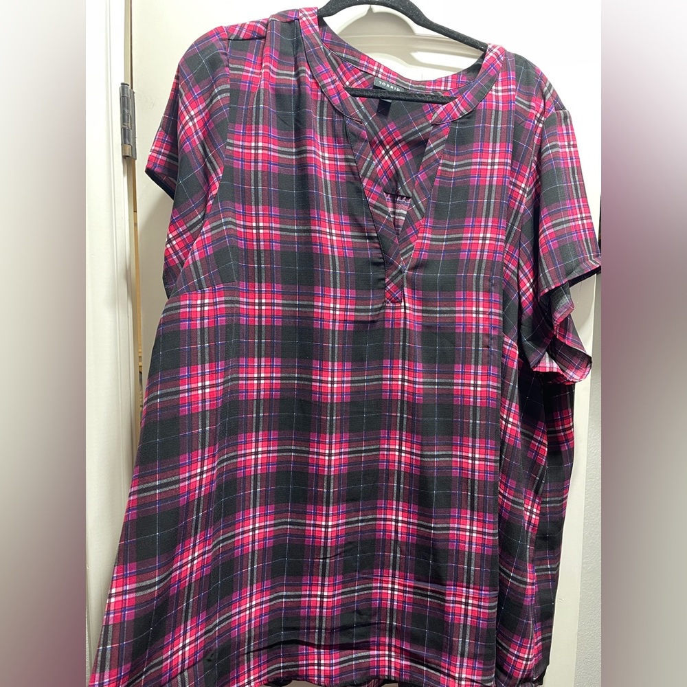 Never worn-Torrid Blouse